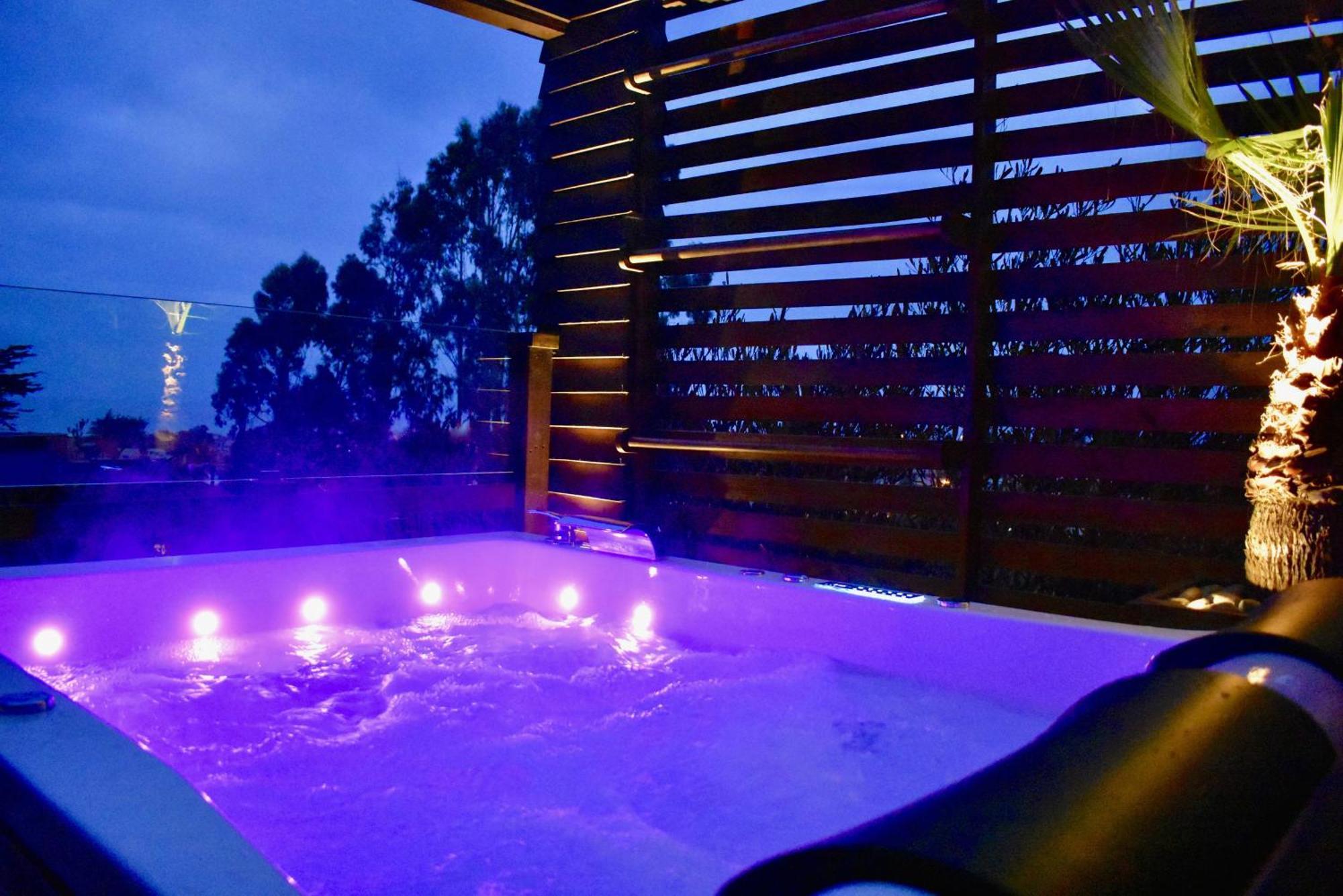 ---- Escapada De Lujo Para Dos ---- Casa Boutique Privada - Vistas Al Oceano - Parrilla Y Fogon En Quincho Privado - Insumos Desayuno - Tu Estadia Incluye Gratis 1 Sesion De Hidromasaje & Cromoterapia Bajo Las Estrellas En Jacuzzi Privado (Adults Onl 피칠레무 객실 사진